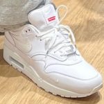 PREMIÈRE VUE : Supreme x Nike Air Max 1 « Blanc »