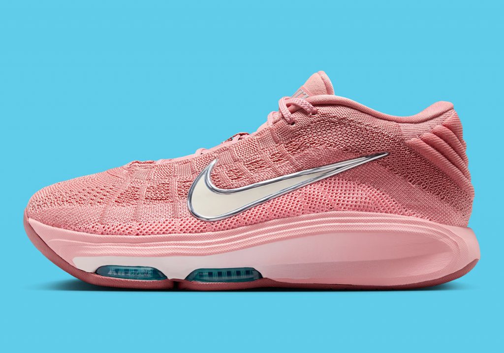 La Nike Zoom GT Hustle 3 se pare de rose en avril.