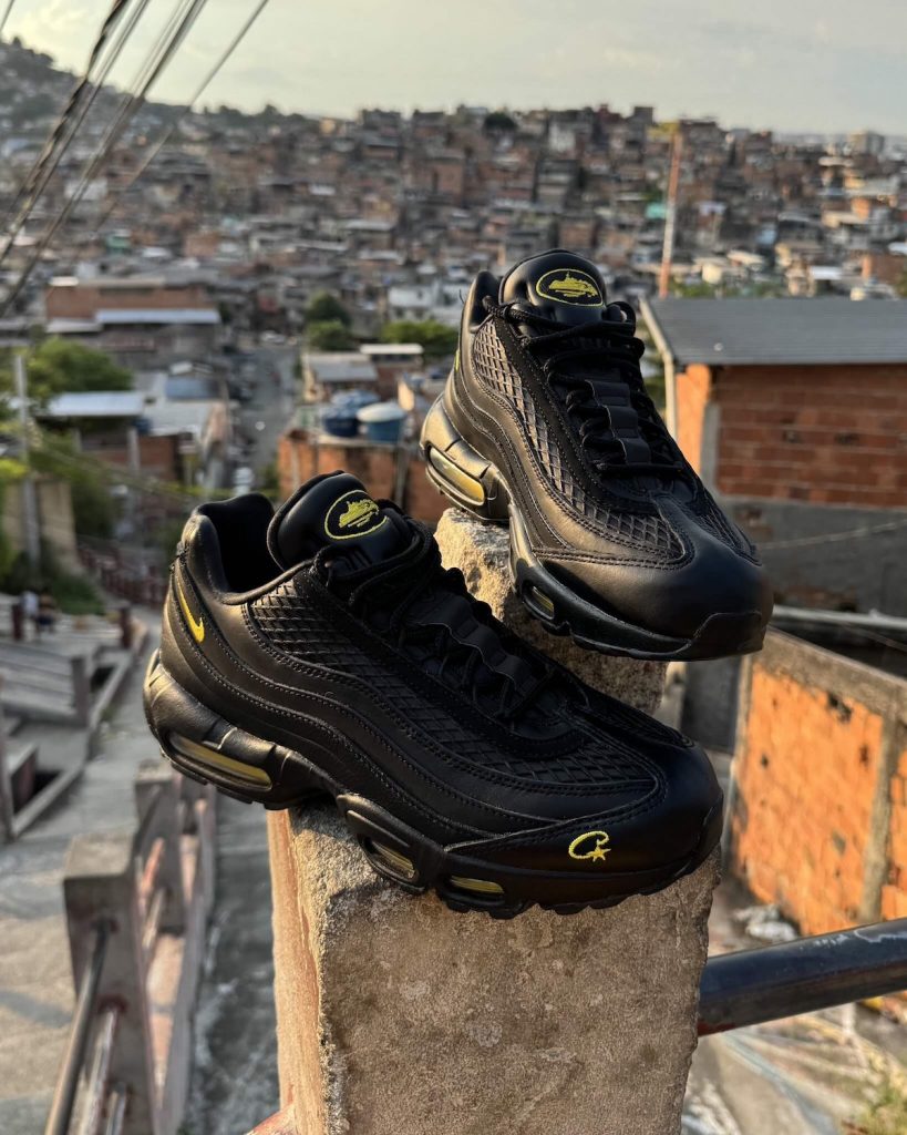 Les Corteiz x Nike Air Max 95 "Honey Black" sortiront en avril 2025.